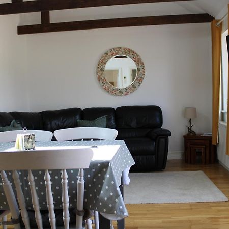 Willow Cottage In Idyllic Location Harrietsham Exteriör bild